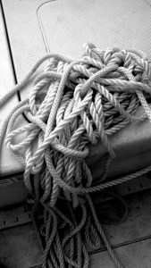 Tricky tangles for cold fingers